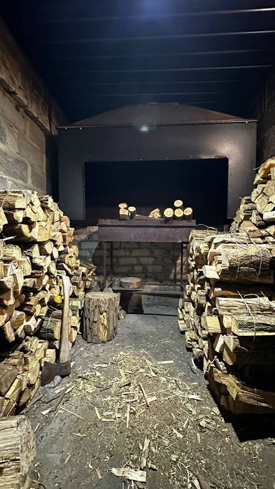 Дрова твердих порід. Доставка і самовивіз.Колоті і чурки