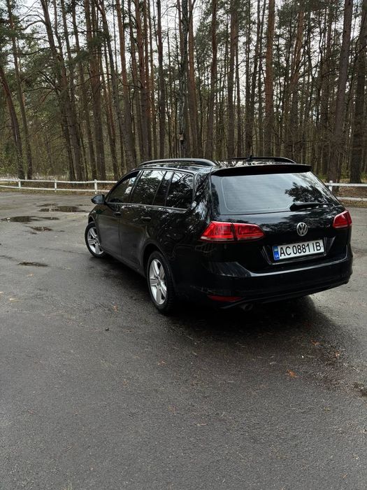 Продам volkswagen golf 7 2015 року