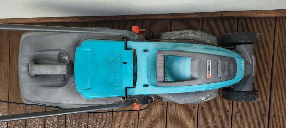 Kosiarka elektryczna Gardena 32 cm z koszem