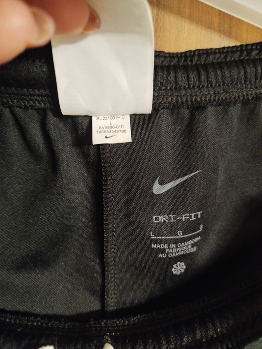 Spodenki krótkie męskie Nike rozmiar L stan idealny