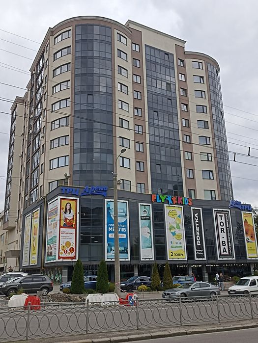 Новобудова  погодинно подобово автовокзал ТЦ"Арена"  виписую документи