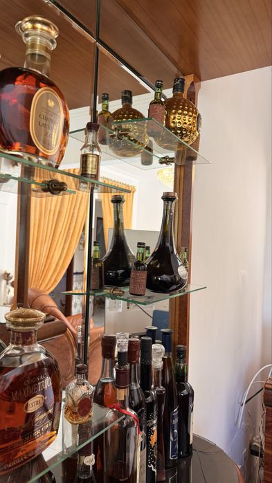 Bar de luxo em Pau Rosa