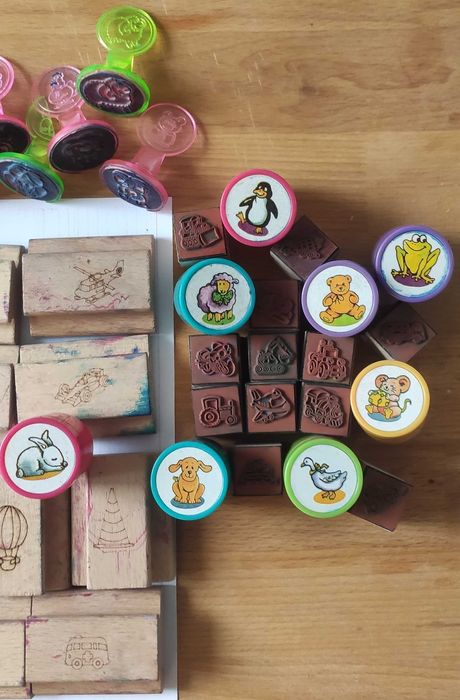 Pieczątki, stempelki dla dzieci - AUTA, zwierzątka ok. 60szt