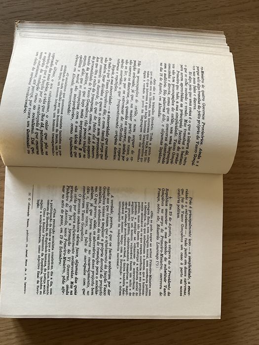 Livro “Discursos - Vasco Gonçalves”