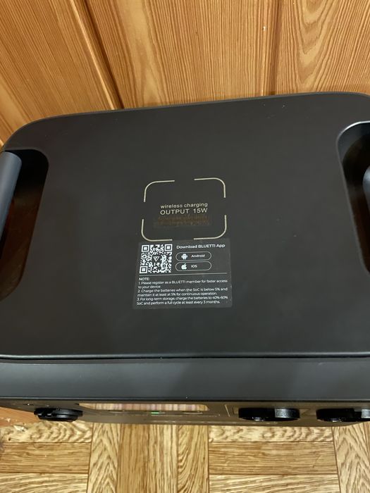 Продам мощную зарядную станцию Bluetti AC180 — почти новая