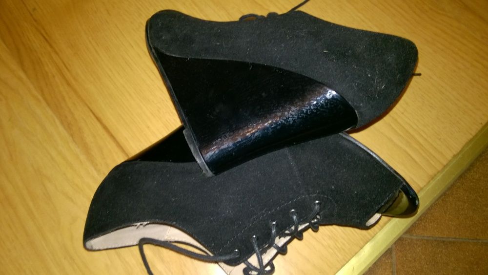 Buty      damskie