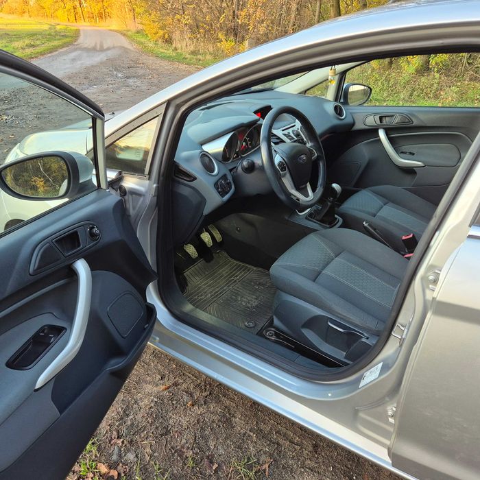 Ford Fiesta 1.4 95KM 2009 TITANIUM