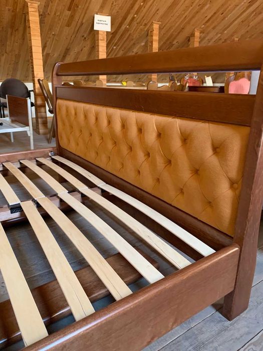 Ліжко  з  масиву   Леді +