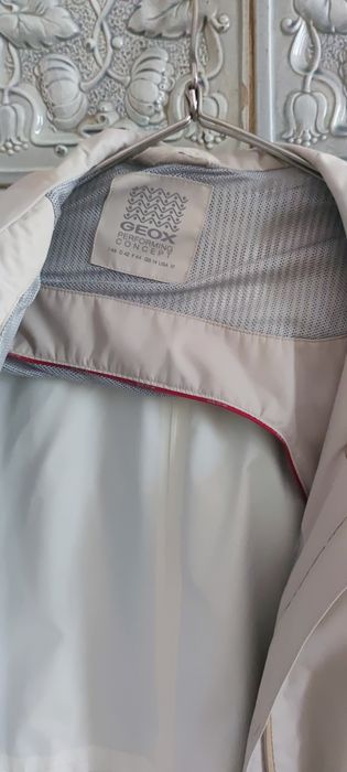 Плащ жіночий Geox