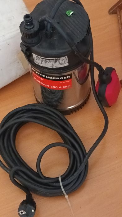 Bomba submersível de drenagem nunca usada