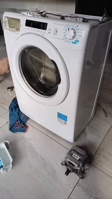 Pralka candy css4 na części