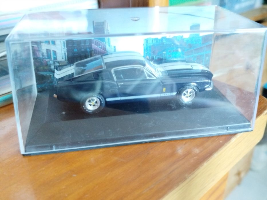 2 carros bons  novos