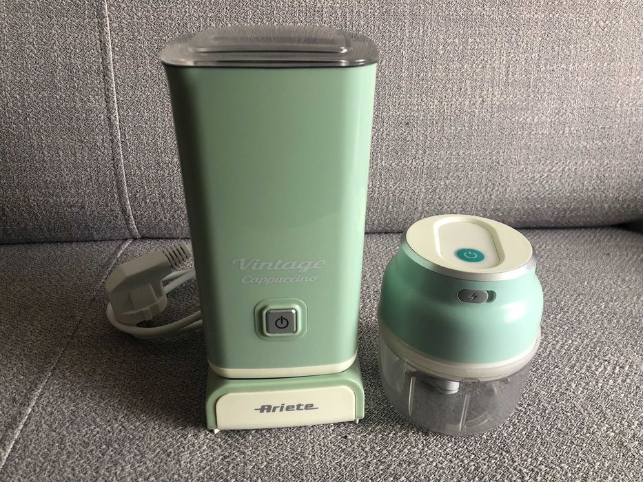 - Spieniacz do mleka ARIETE 2878 Vintage De'Longhi + siekaczka do czosnku