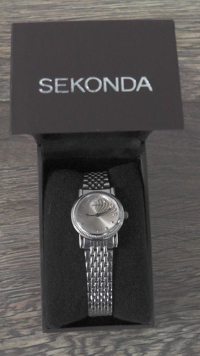 Zegarek damski SEKONDA nowy
