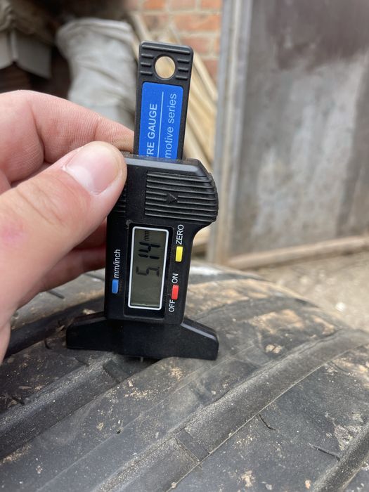 255 35 19 pirelli p zero