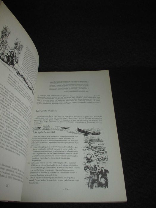 Livro Escuteiro Global Frank Opie