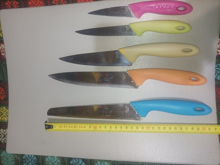 Набір кухонних ножів