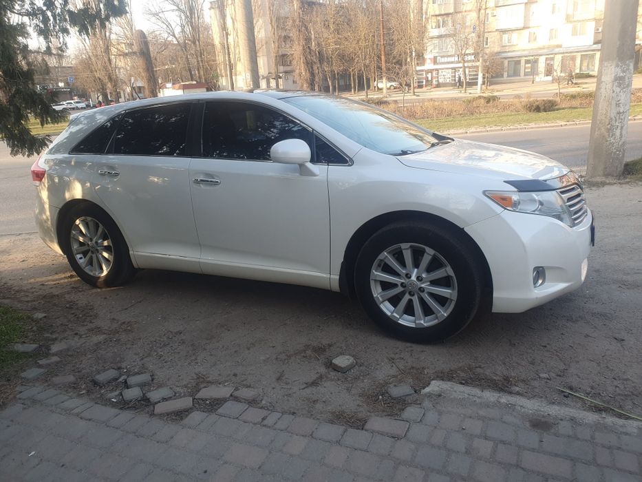 Продам  Toyota Venza 2011