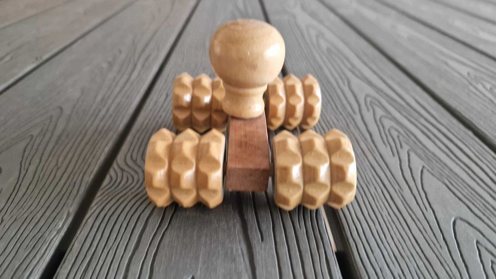 Wooden Massage Roller463593161266319361