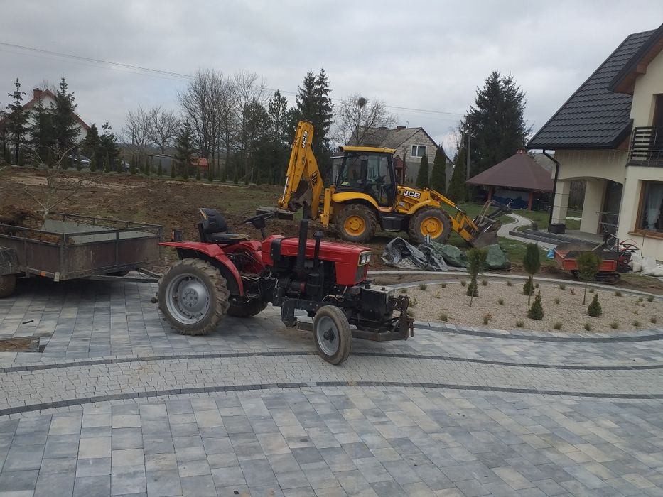 Trawnik. Budowa trawnika . Budowa Altany