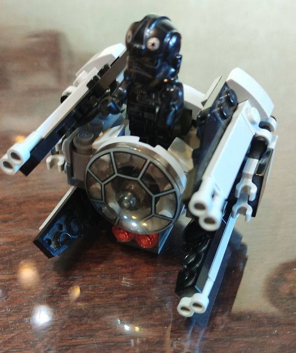LEGO Star Wars 75031 TIE Interceptor Перехватчик TIE