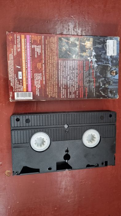 Видеокассета хроники риддика