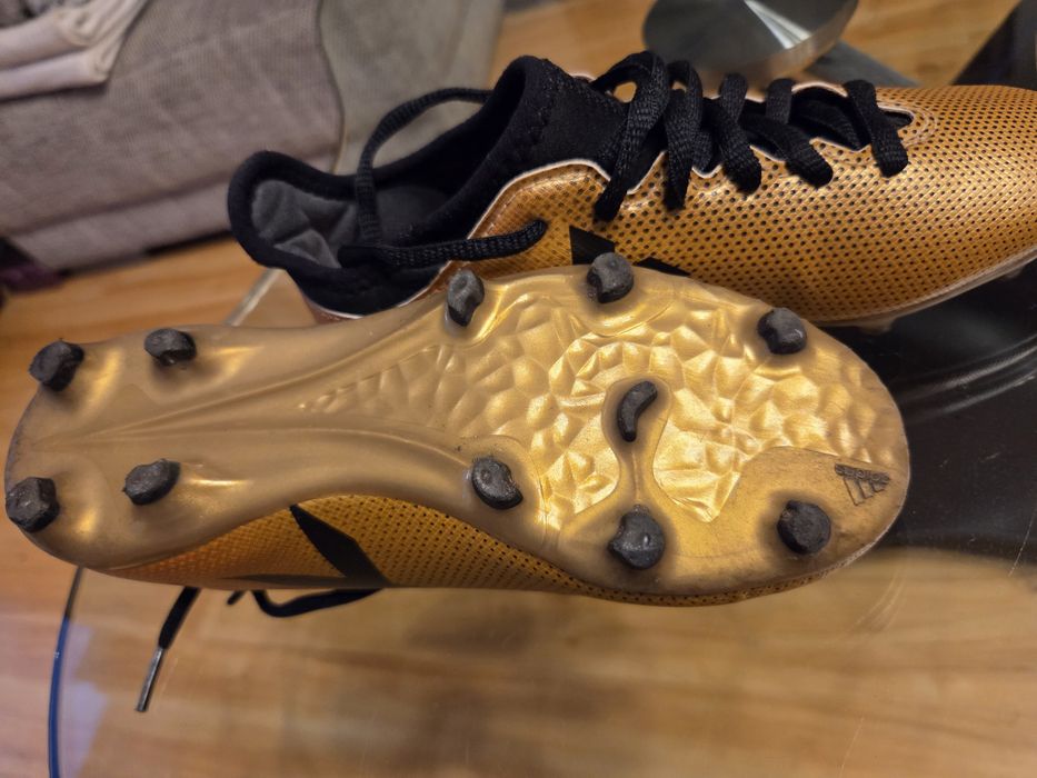 Korki piłkarskie sportowe dla dzieci