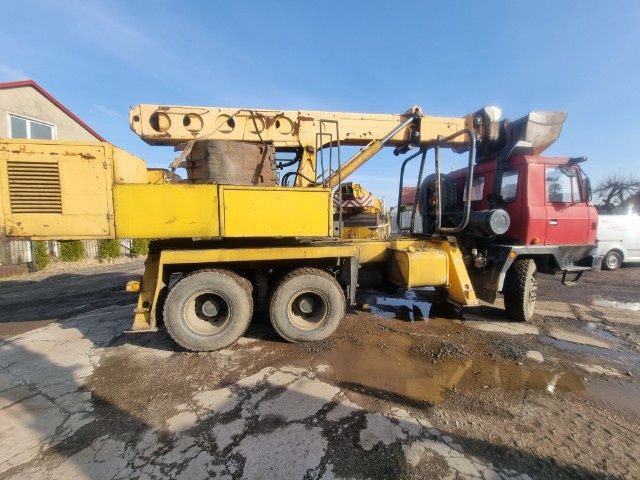 Tatra uds koparka 6x6
