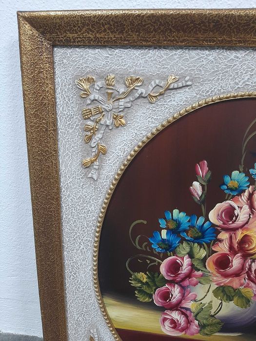 Quadro com pintura a óleo em moldura de madeira