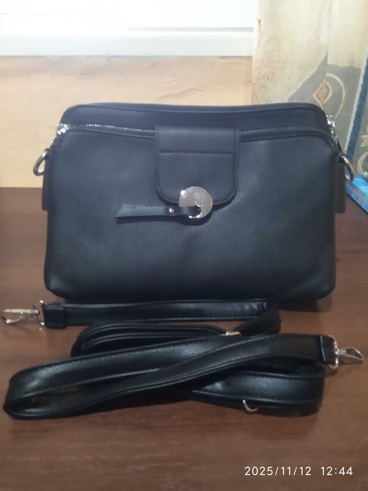 Жіноча сумочка шкірзам.