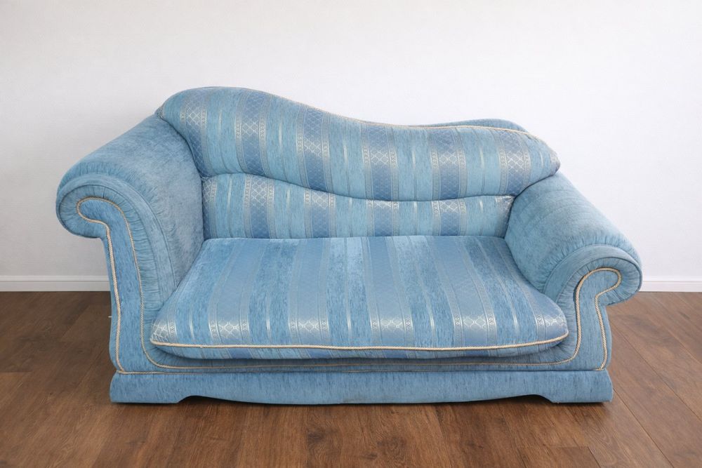 Продам диван малютка