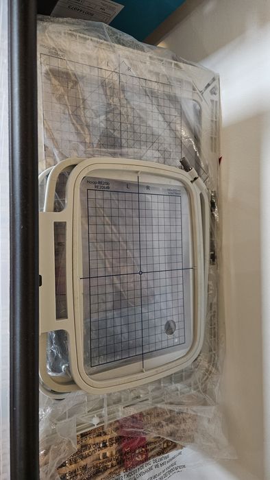 ELNA 830L Expressive - Máquina de bordar