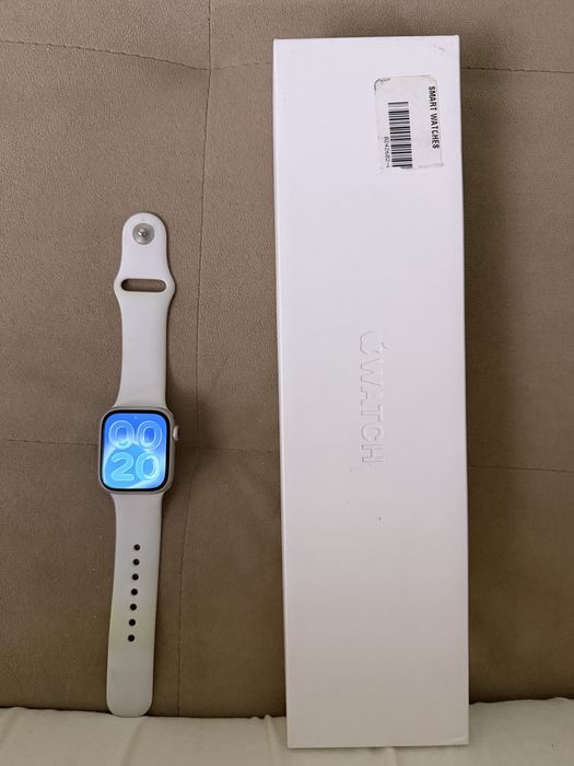 Apple watch series 8 silver gps