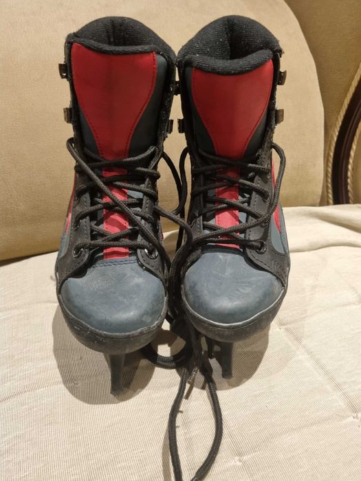 Łyżwy dziecięce R 35