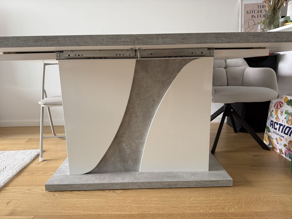 Mesa de jantar extensível