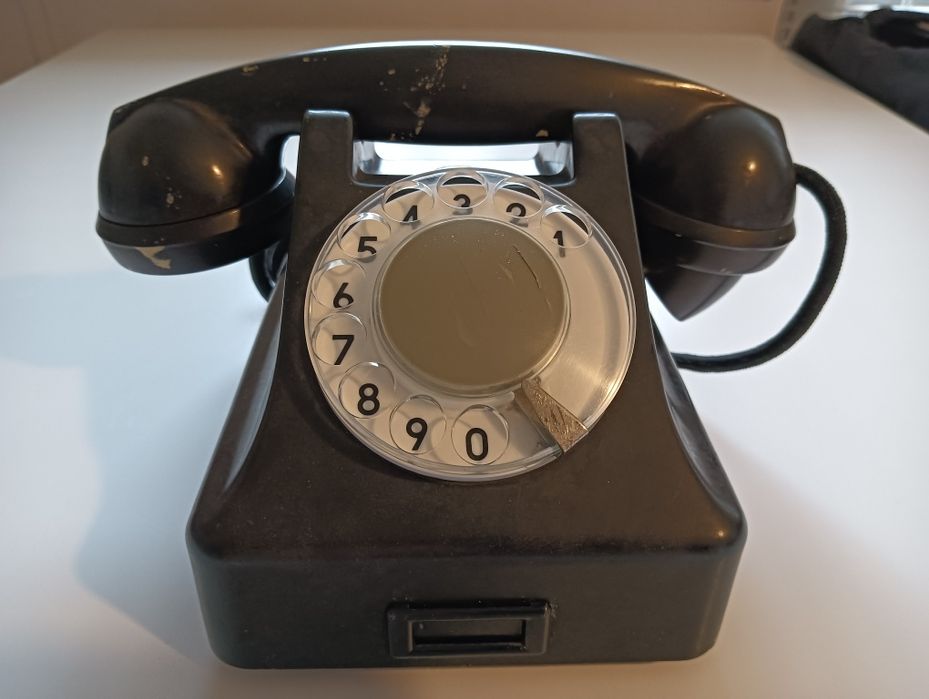 APARAT telefoniczny T-4 (RWT) - kolekcja PRL