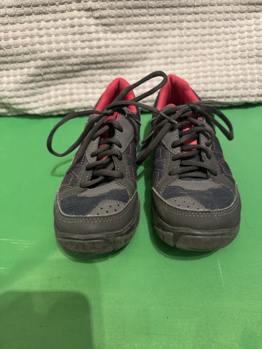 Sapatos caminhada mulher ou crianca - tam 36