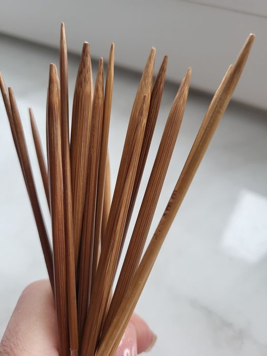 Набір коротких спиць для в'язання