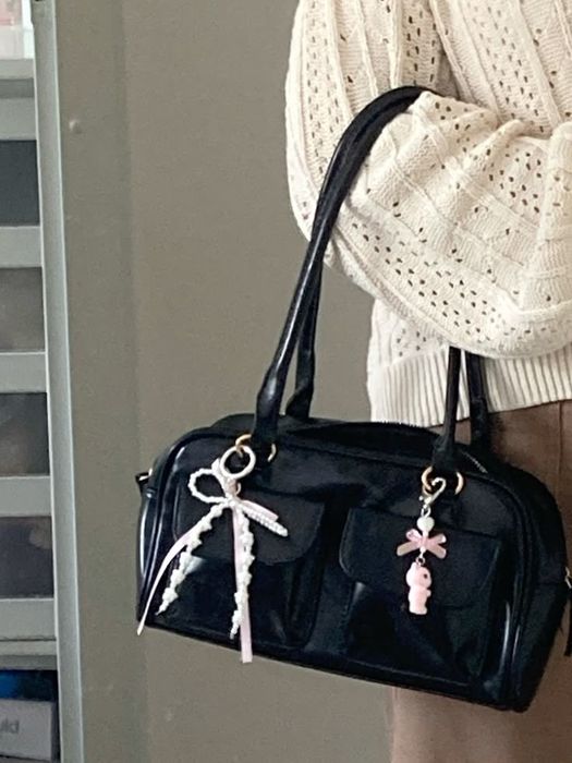 Чорна жіноча сумка