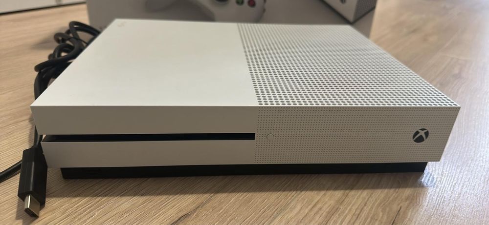 Konsola Xbox One S 1TB + 13 gier