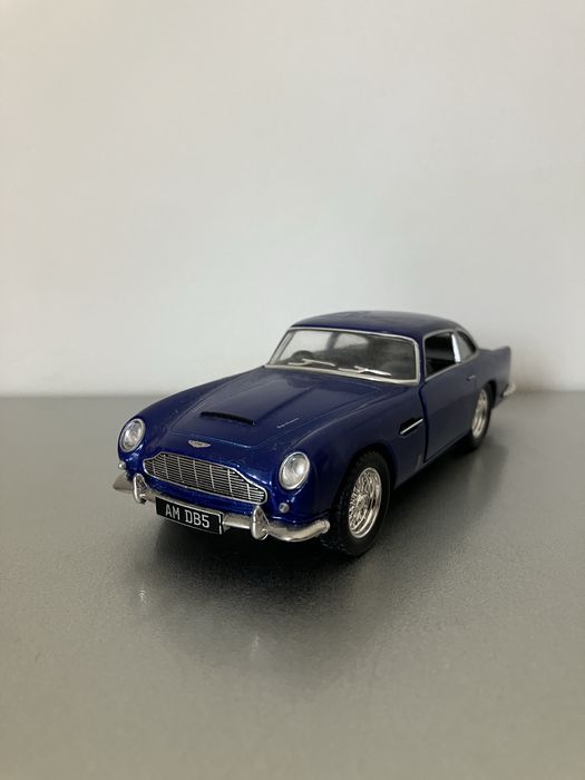 Aston Martin DB5