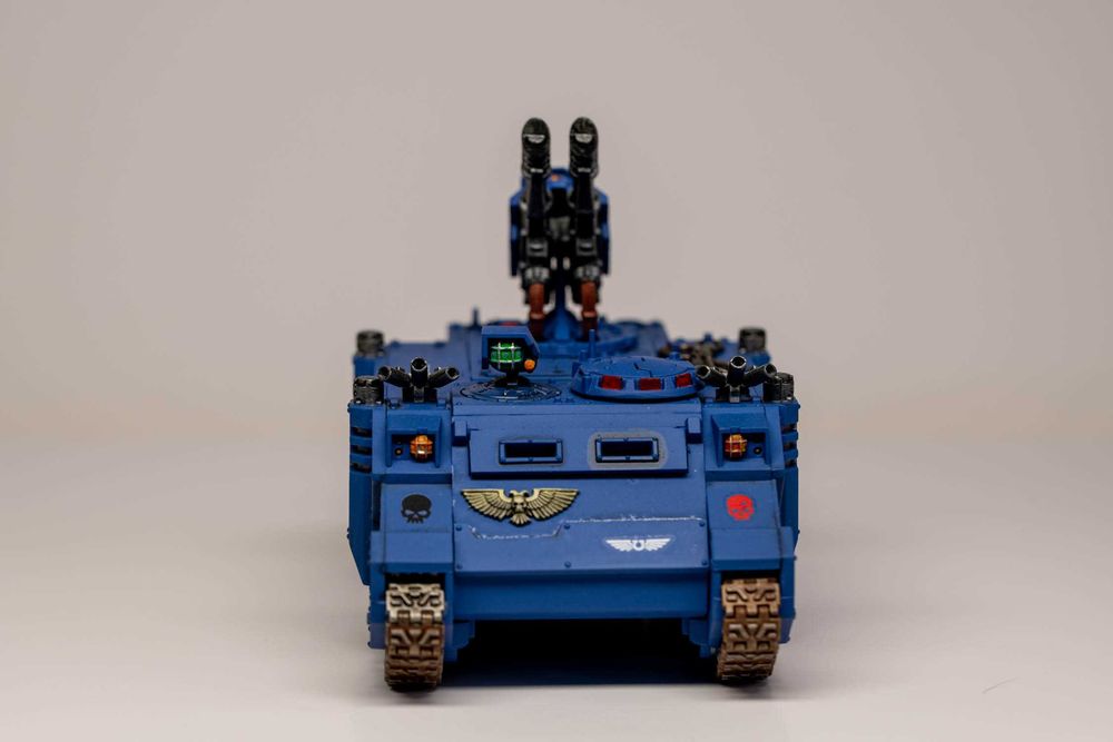 WH40k Razorback w barwach Ultramarines