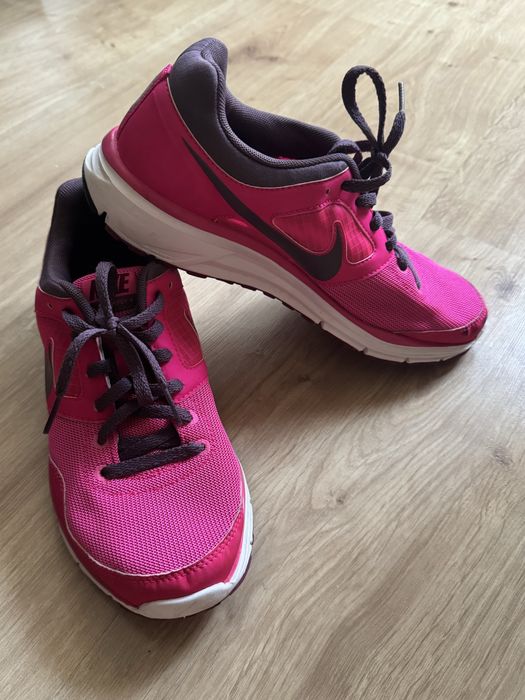 Nike Women's Lunarfly+4 rozmiar 39