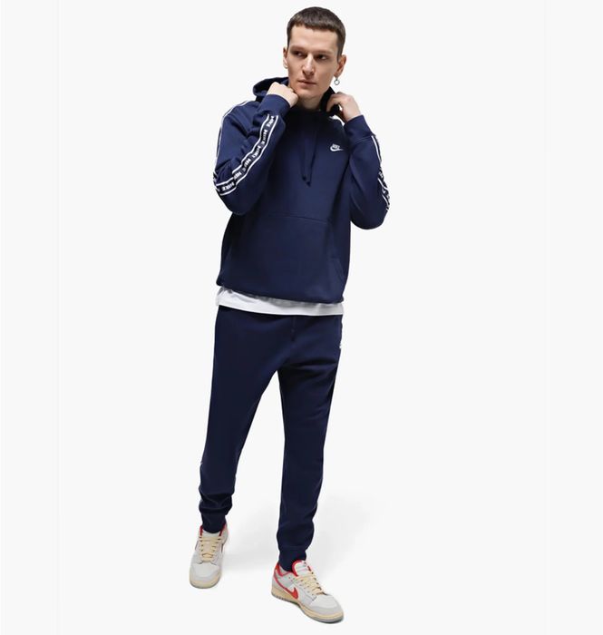 Чоловічий спортивний костюм Nike з лампасами синій. Костюм найк синий