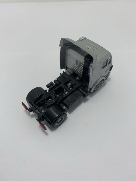Mercedes da Herpa escala 1/87