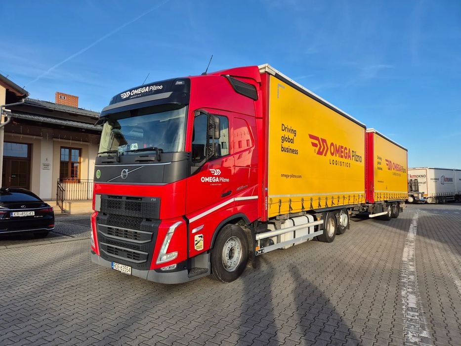 Volvo BDF Dług. 7,7 na 7,7  Pierwszy właściciel. Serwis ASO.