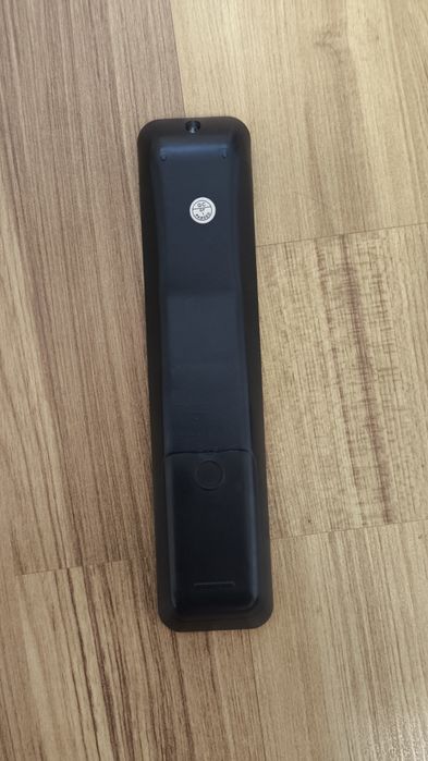 Продам Smart TV телевізор LIBERTON 55 на запчастини