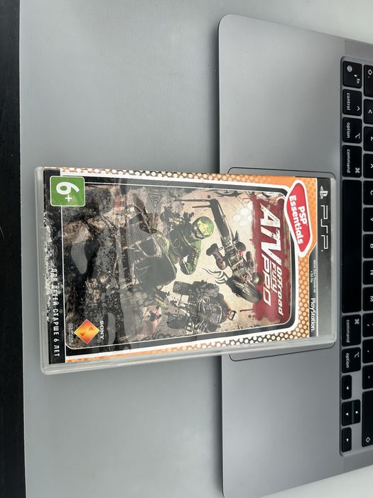 Jogos PSP - Jak and Daxter, Pro Evolution Soccer, etc - Ler descrição