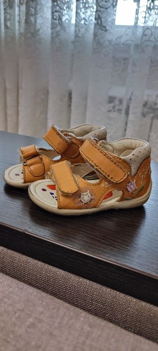 Сандалі для немовлят, Chicco