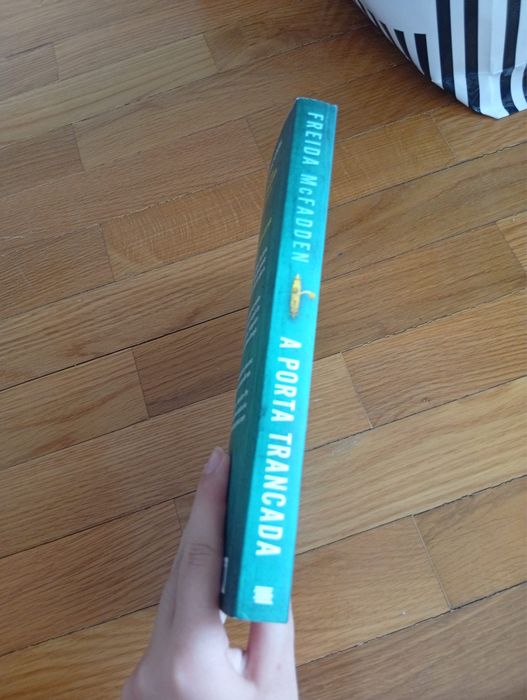 Livro A Porta Trancada de Freida McFadden
